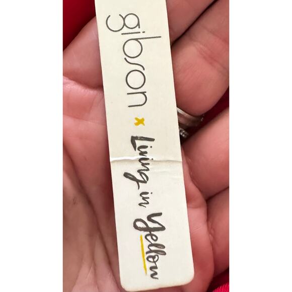 Gibson x Living in Yellow
Elizabeth Date Night Top Red - XXL- NWT - Picture 5 of 10